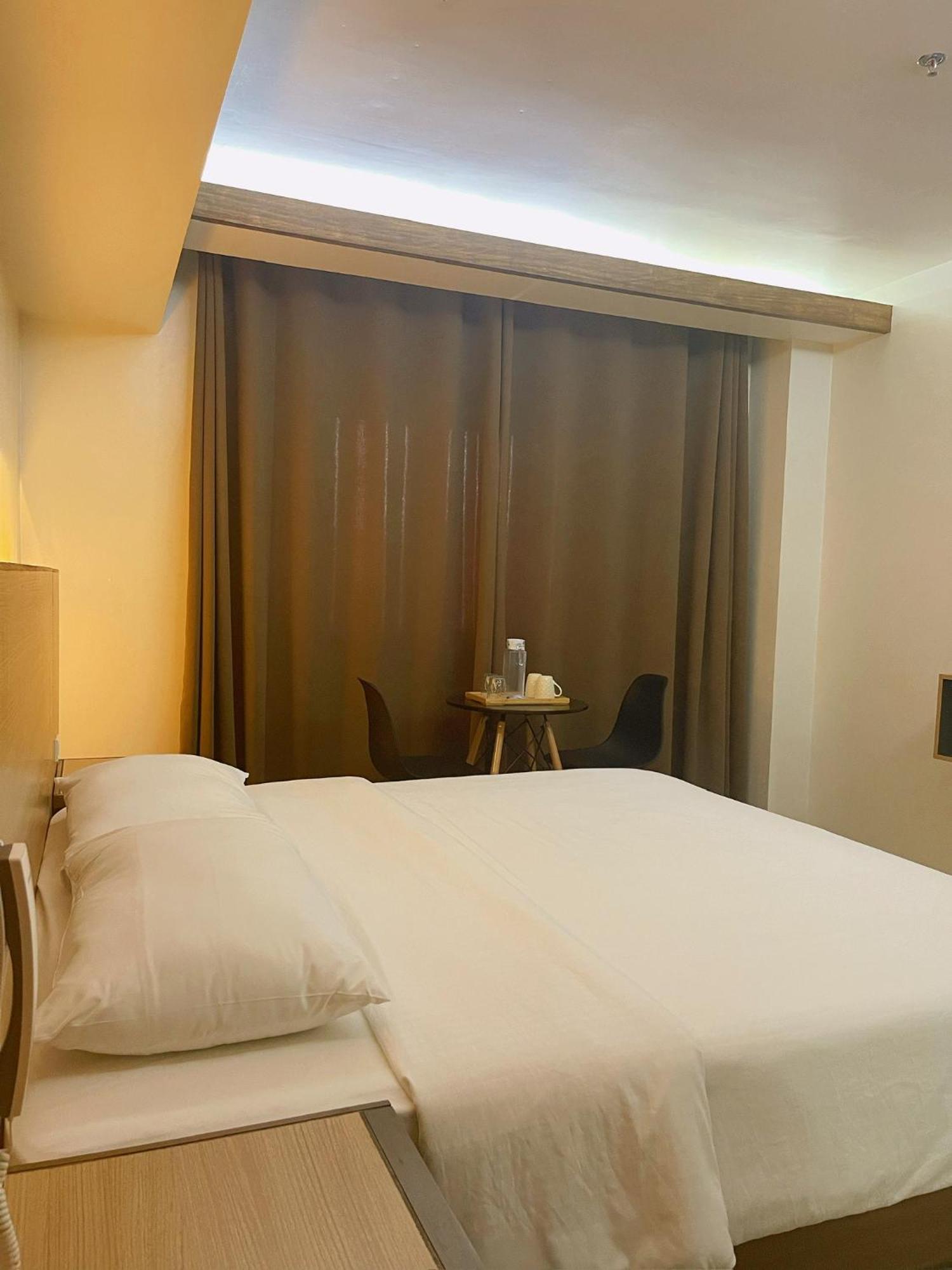 Soleo Inn Baguio City Екстер'єр фото